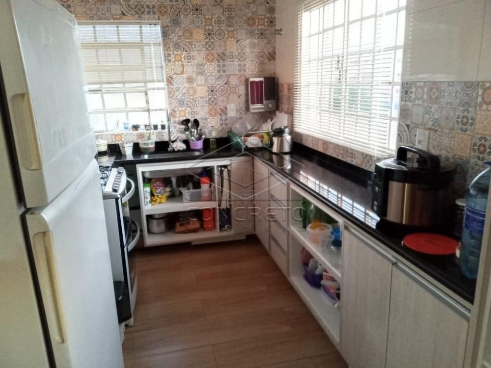 Comprar Casa / Padrão em Botucatu apenas R$ 750.000,00 - Foto 8 Comprar Casa / Padrão em Botucatu apenas R$ 750.000,00 - Foto 8