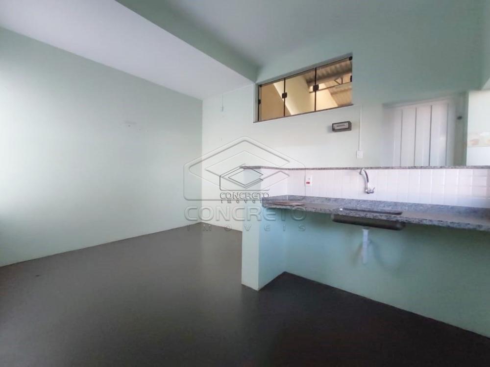 Alugar Comercial / Barracão em Jaú R$ 3.700,00 - Foto 3