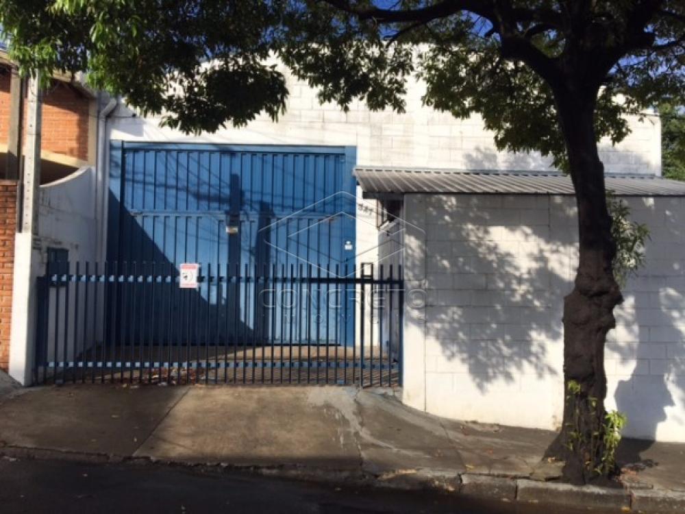 Comprar Comercial / Barracão em Botucatu apenas R$ 450.000,00 - Foto 1 Comprar Comercial / Barracão em Botucatu apenas R$ 450.000,00 - Foto 1