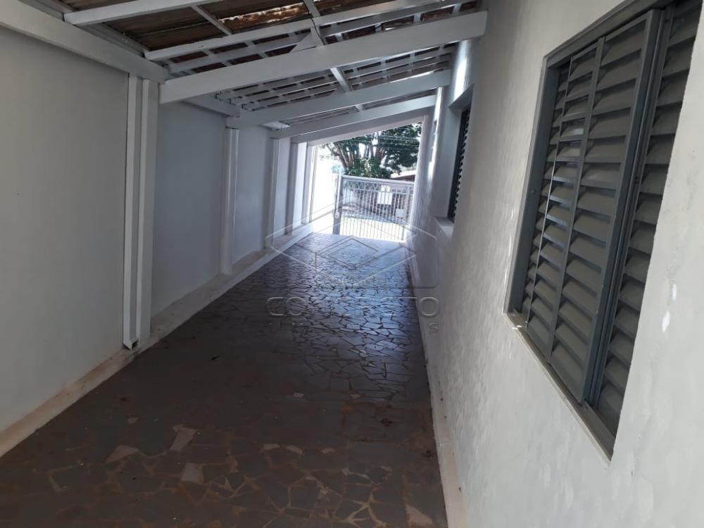 Comprar Casa / Padrão em Botucatu R$ 750.000,00 - Foto 2 Comprar Casa / Padrão em Botucatu R$ 750.000,00 - Foto 2