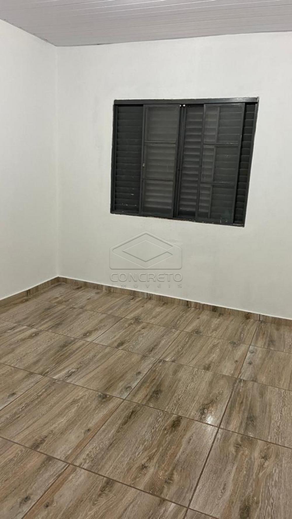 Comprar Casa / Padrão em São Manuel R$ 220.000,00 - Foto 4