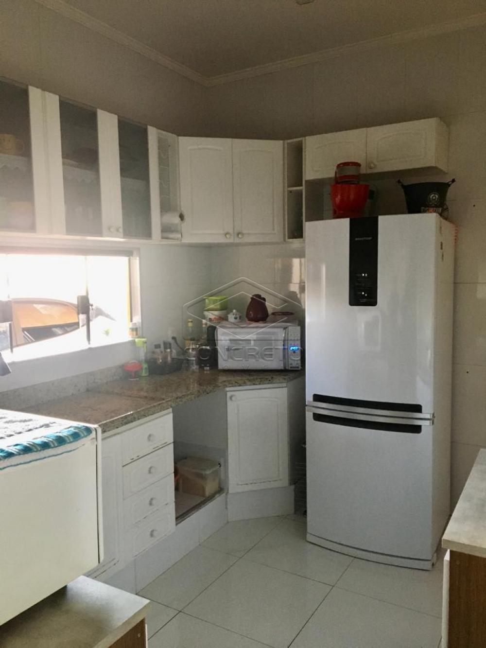 Comprar Casa / Padr&atilde;o em Len&ccedil;&oacute;is Paulista R$ 450.000,00 - Foto 3