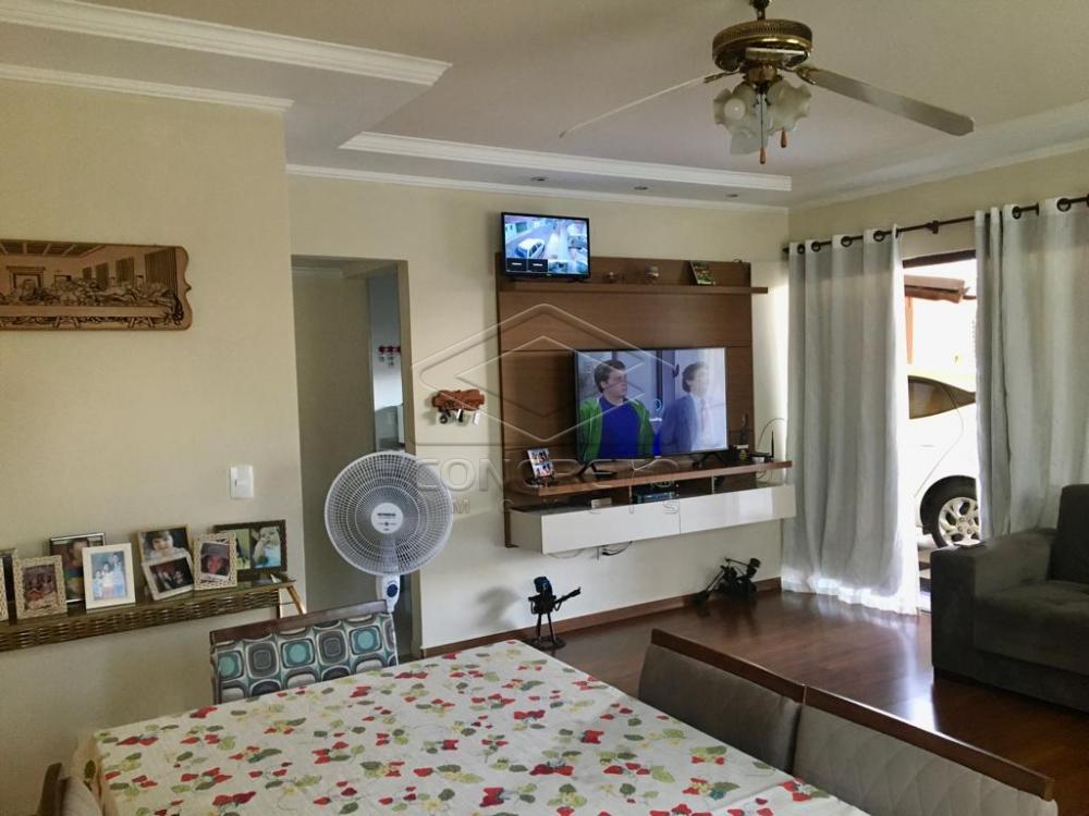 Comprar Casa / Padr&atilde;o em Len&ccedil;&oacute;is Paulista R$ 450.000,00 - Foto 4