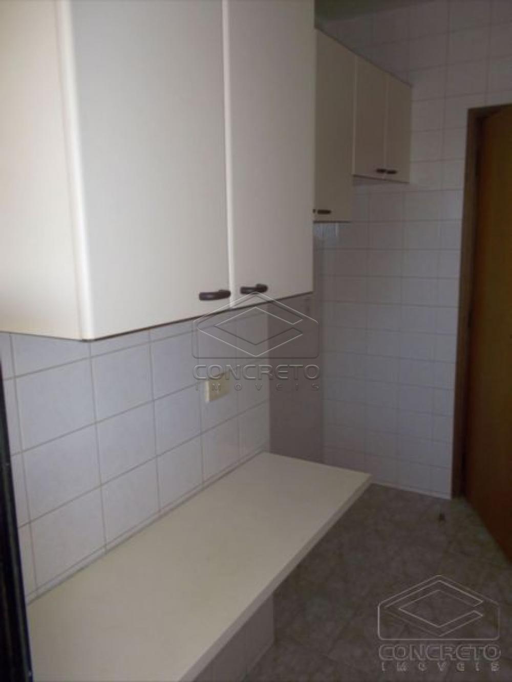 Alugar Apartamento / Padrão em Bauru R$ 1.600,00 - Foto 8