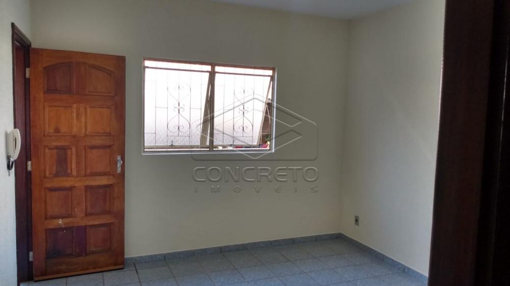 Alugar Casa / Residencia em Botucatu R$ 750,00 - Foto 1
