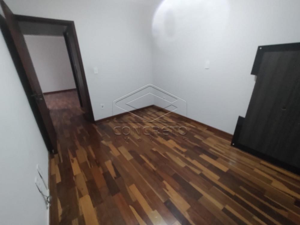 Alugar Apartamento / Padrão em Botucatu R$ 1.900,00 - Foto 12