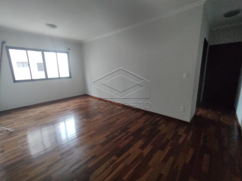 Alugar Apartamento / Padrão em Botucatu R$ 1.900,00 - Foto 13