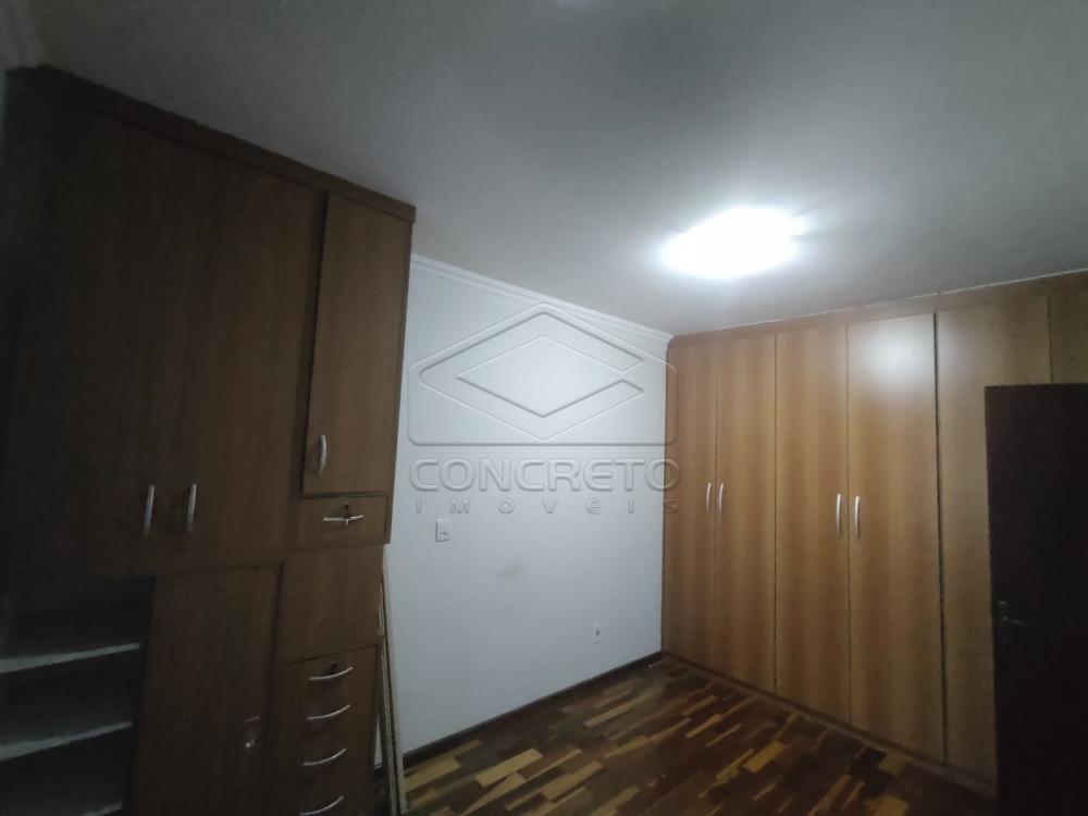 Alugar Apartamento / Padrão em Botucatu R$ 1.900,00 - Foto 14