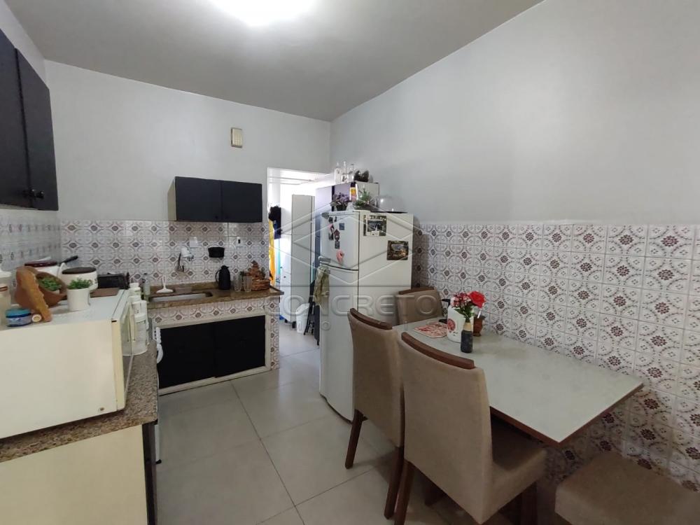 Comprar Apartamento / Padrão em Bauru R$ 255.000,00 - Foto 1