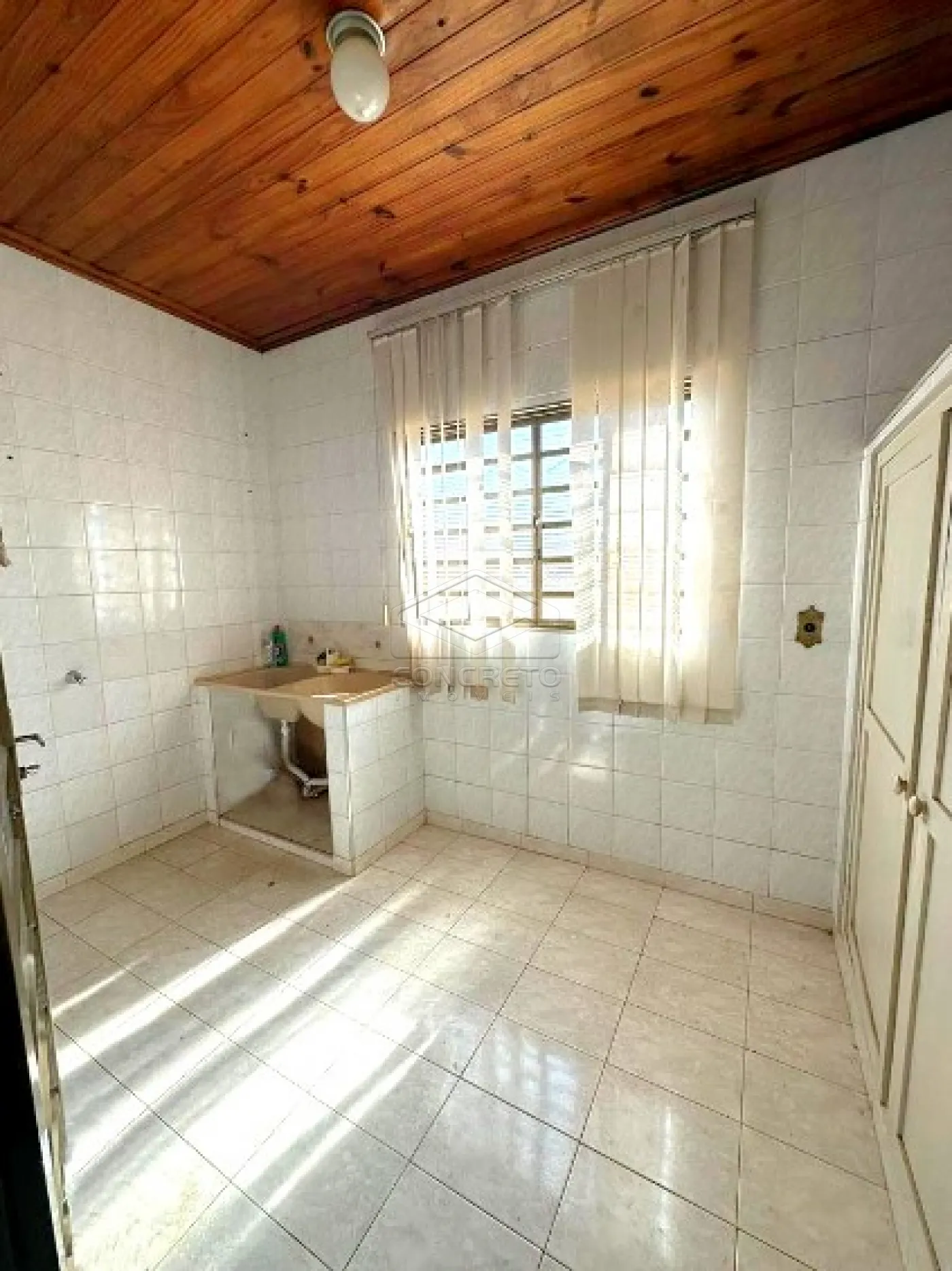 Comprar Casa / Padrão em Lençóis Paulista R$ 260.000,00 - Foto 4
