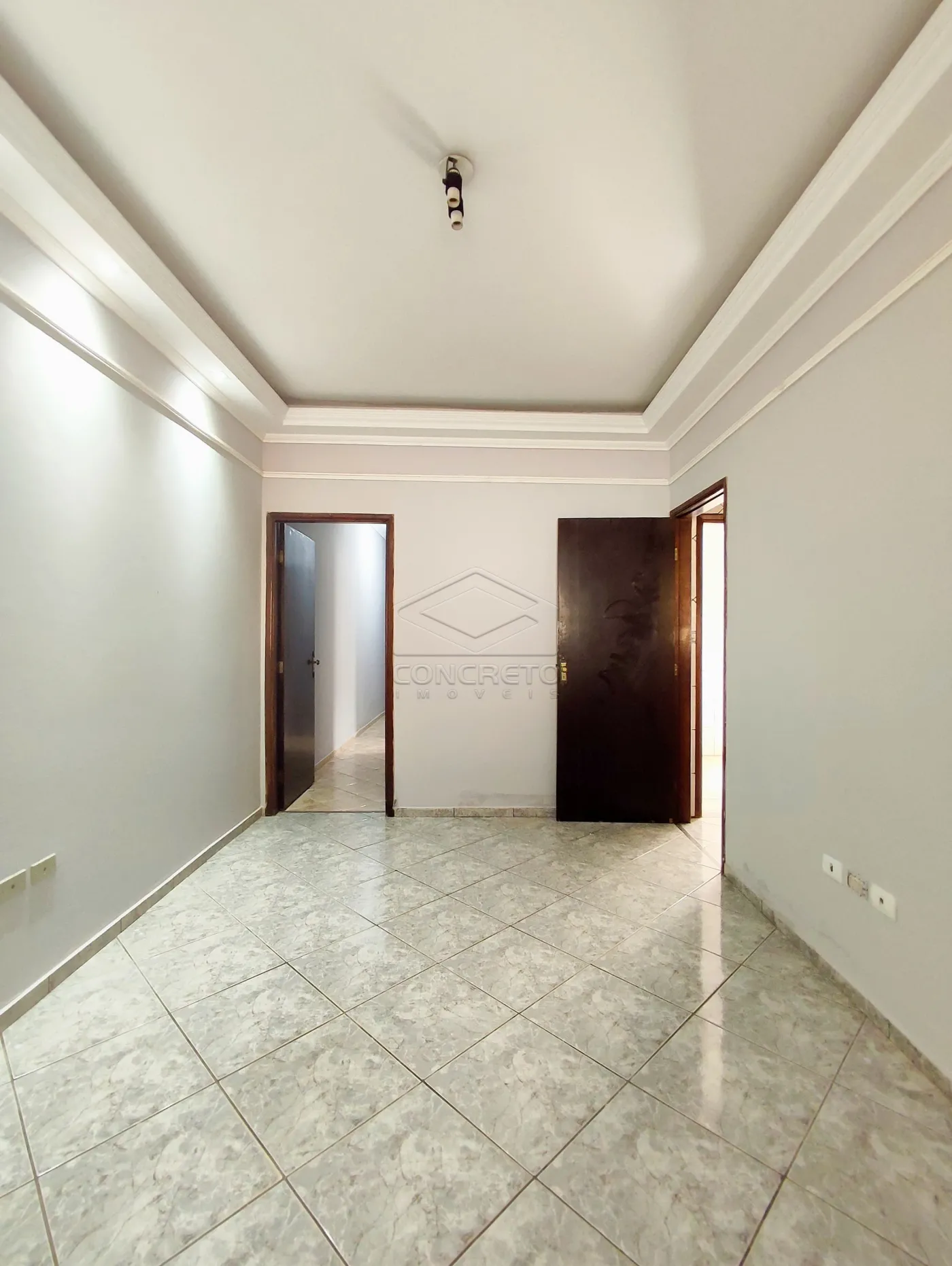 Alugar Casa / Padrão em Bauru R$ 1.700,00 - Foto 4