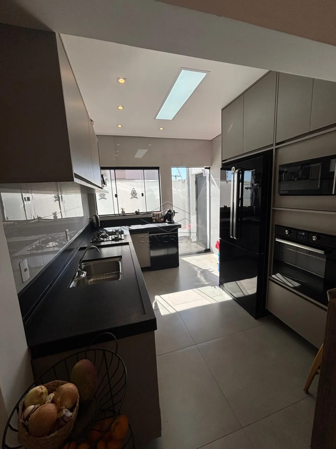 Alugar Casa / Residência em Bauru R$ 1.800,00 - Foto 6