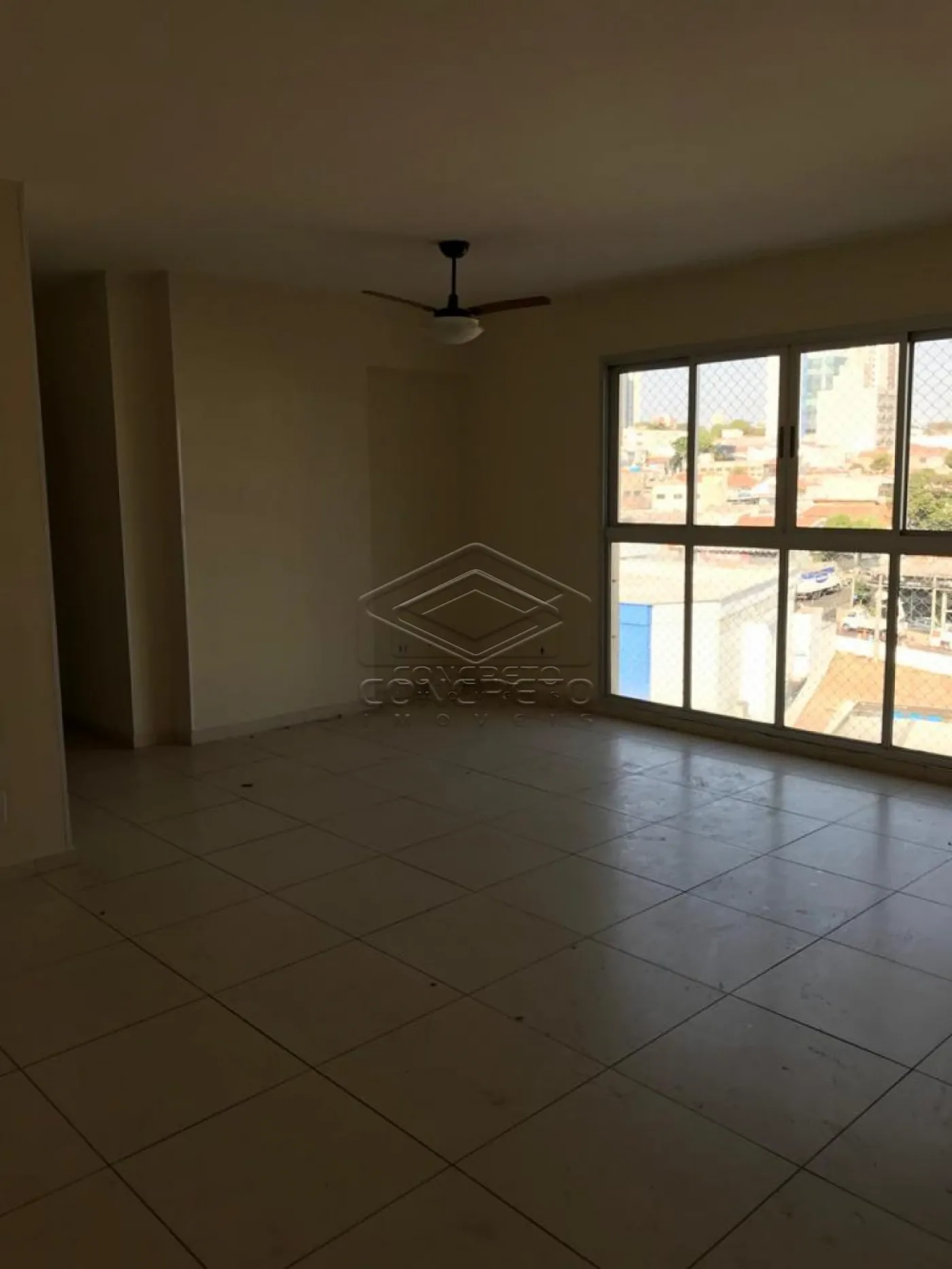 Alugar Apartamento / Padrão em Bauru R$ 1.500,00 - Foto 1