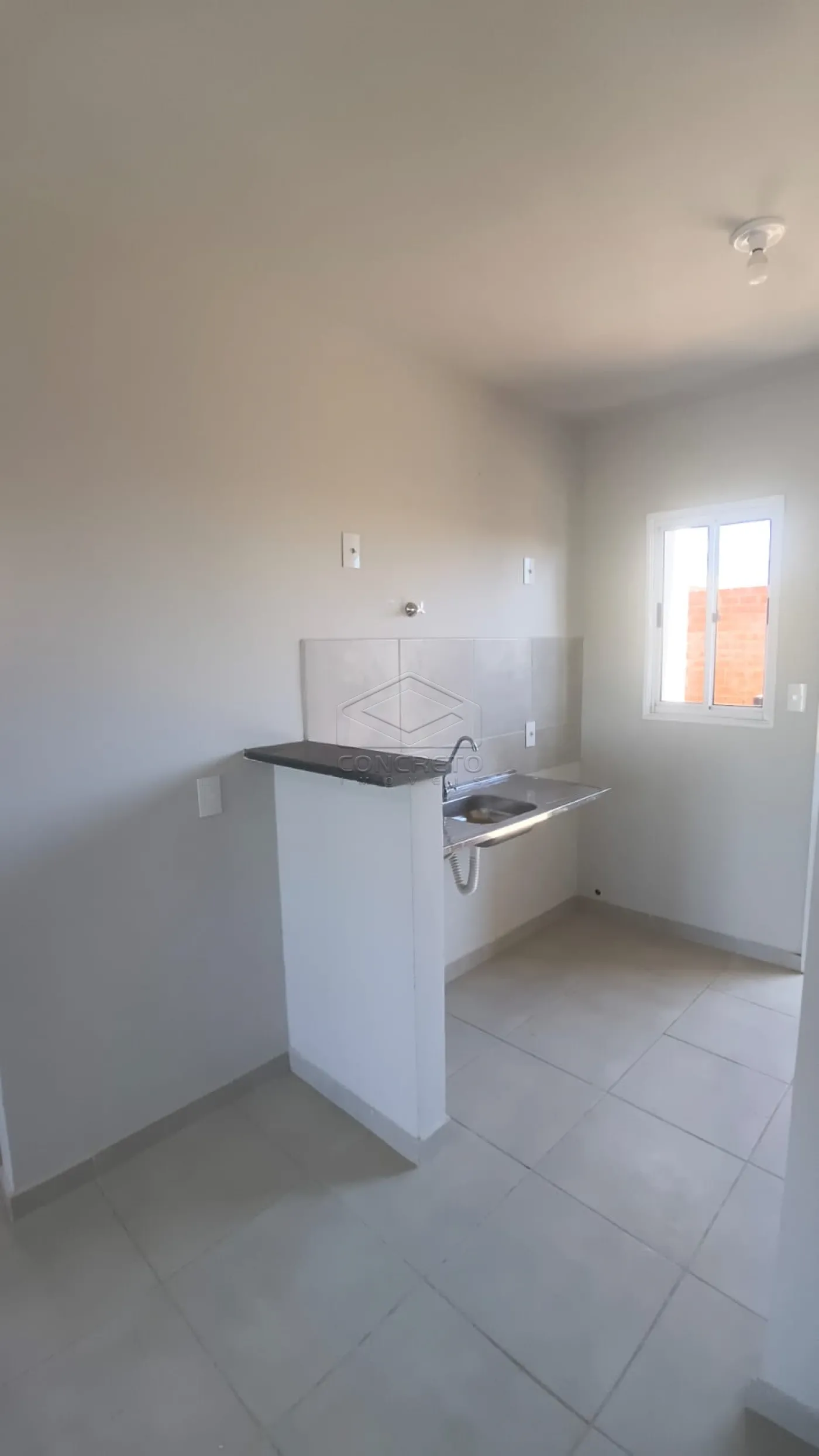Alugar Casa / Padrão em Botucatu R$ 1.000,00 - Foto 3