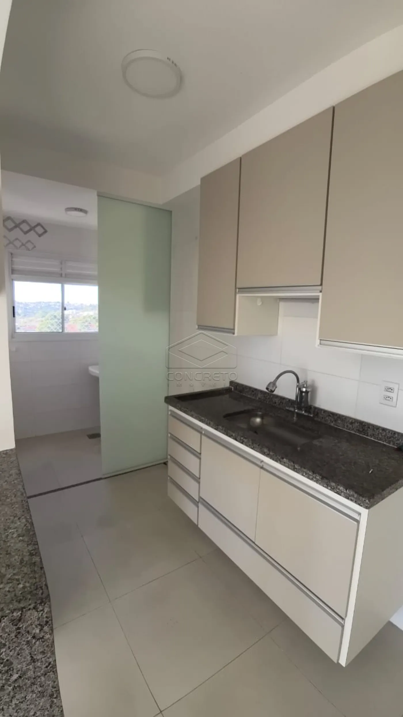 Alugar Apartamento / Mobiliado em Botucatu R$ 1.500,00 - Foto 1