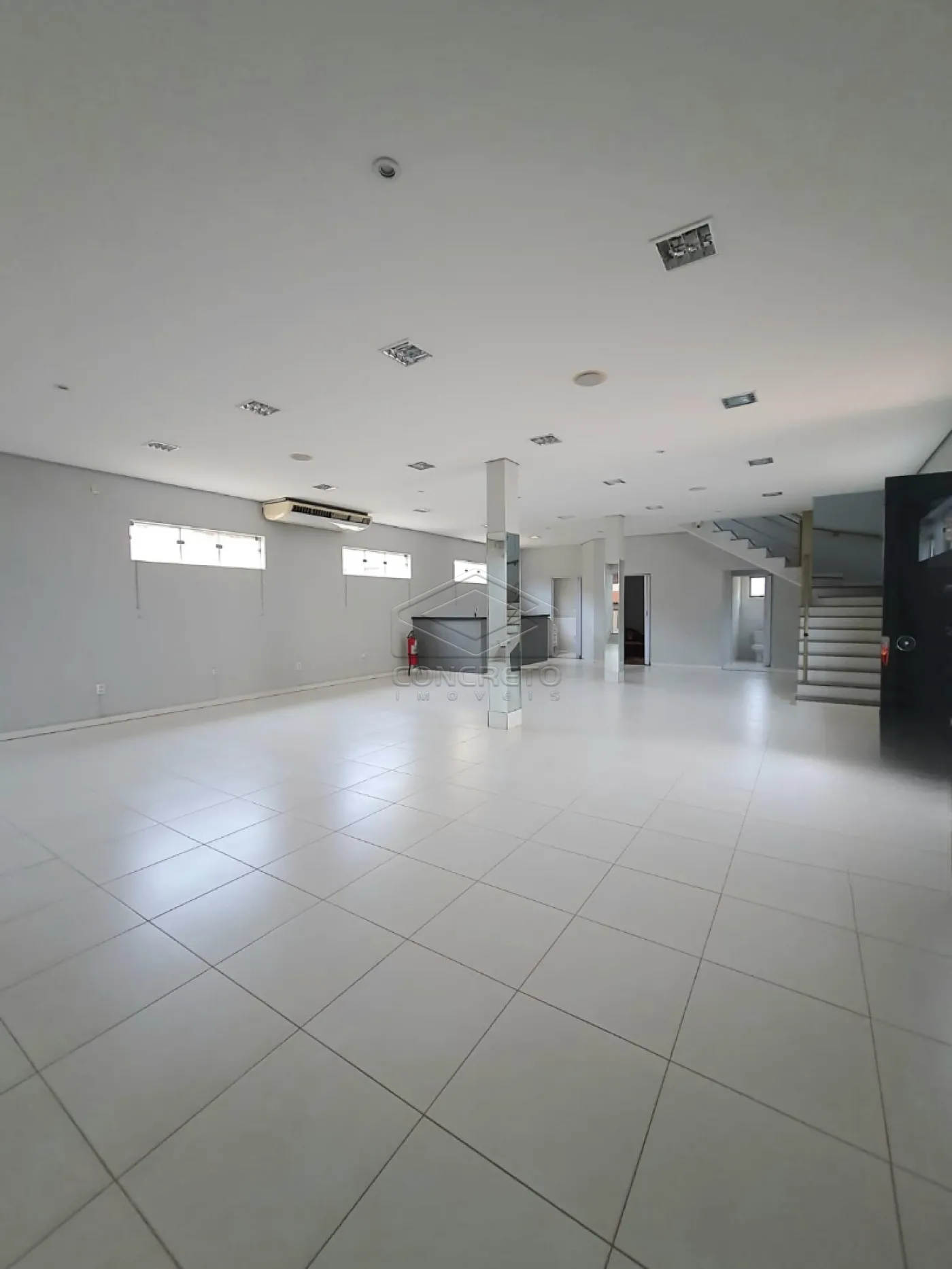 Alugar Comercial / Prédio Comercial em Bauru R$ 3.000,00 - Foto 1