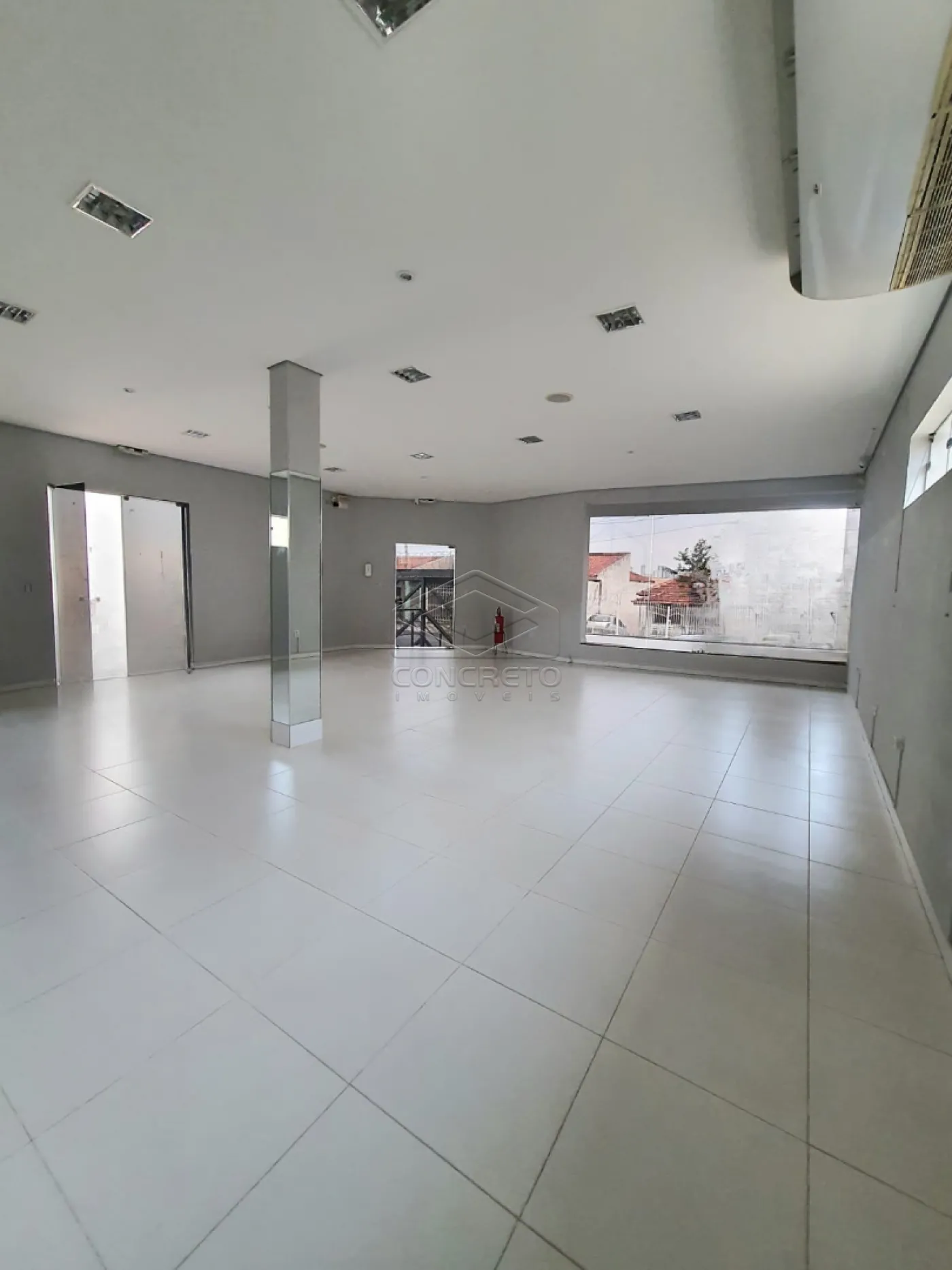 Alugar Comercial / Prédio Comercial em Bauru R$ 3.000,00 - Foto 2
