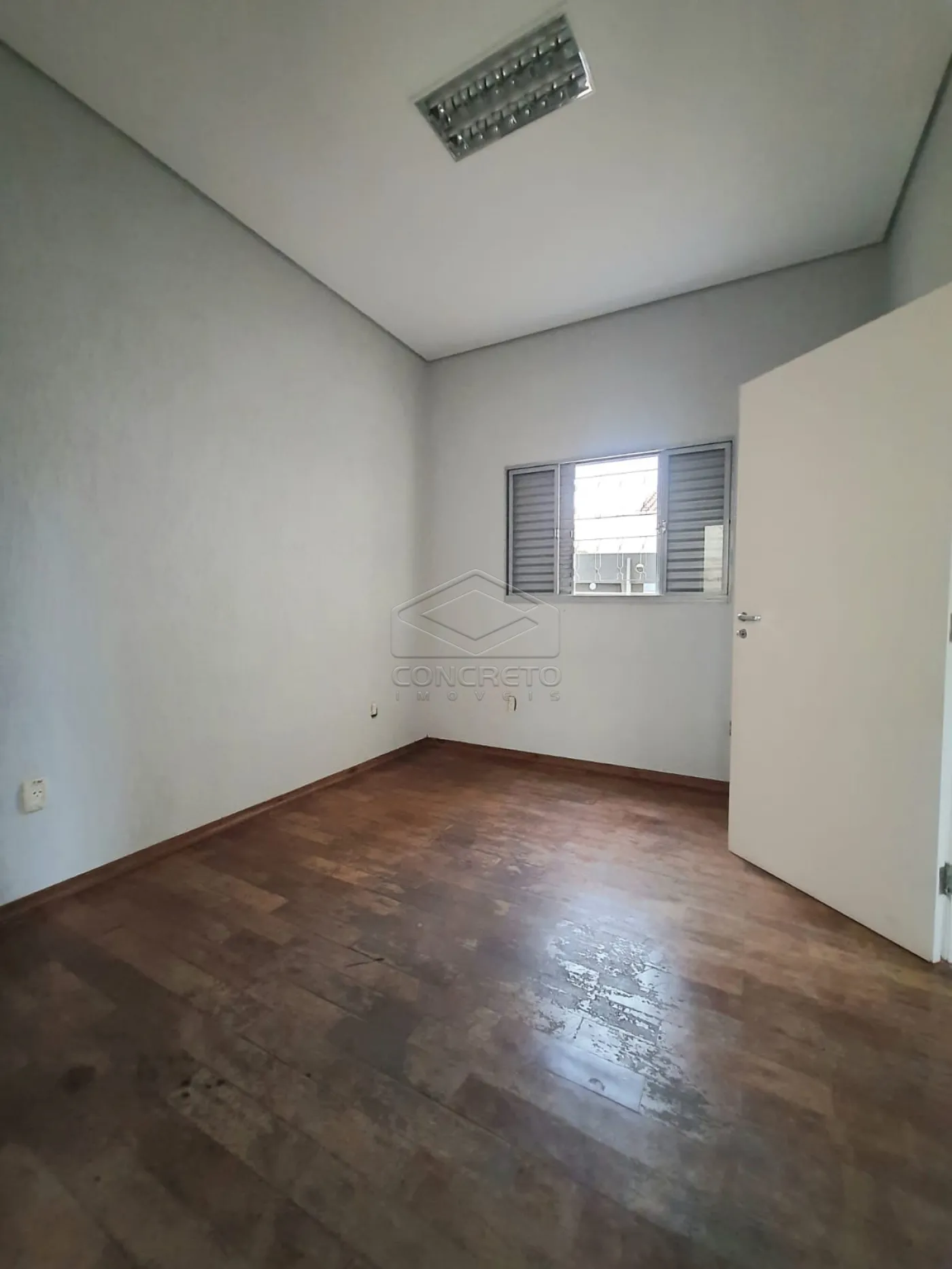 Alugar Comercial / Prédio Comercial em Bauru R$ 3.000,00 - Foto 8