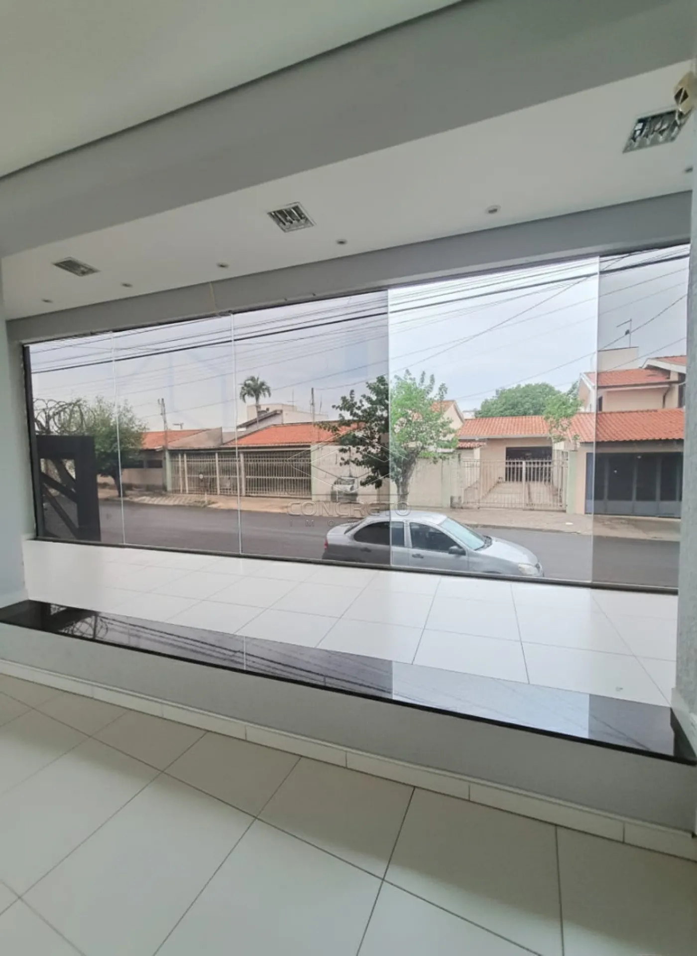 Alugar Comercial / Prédio Comercial em Bauru R$ 3.000,00 - Foto 15