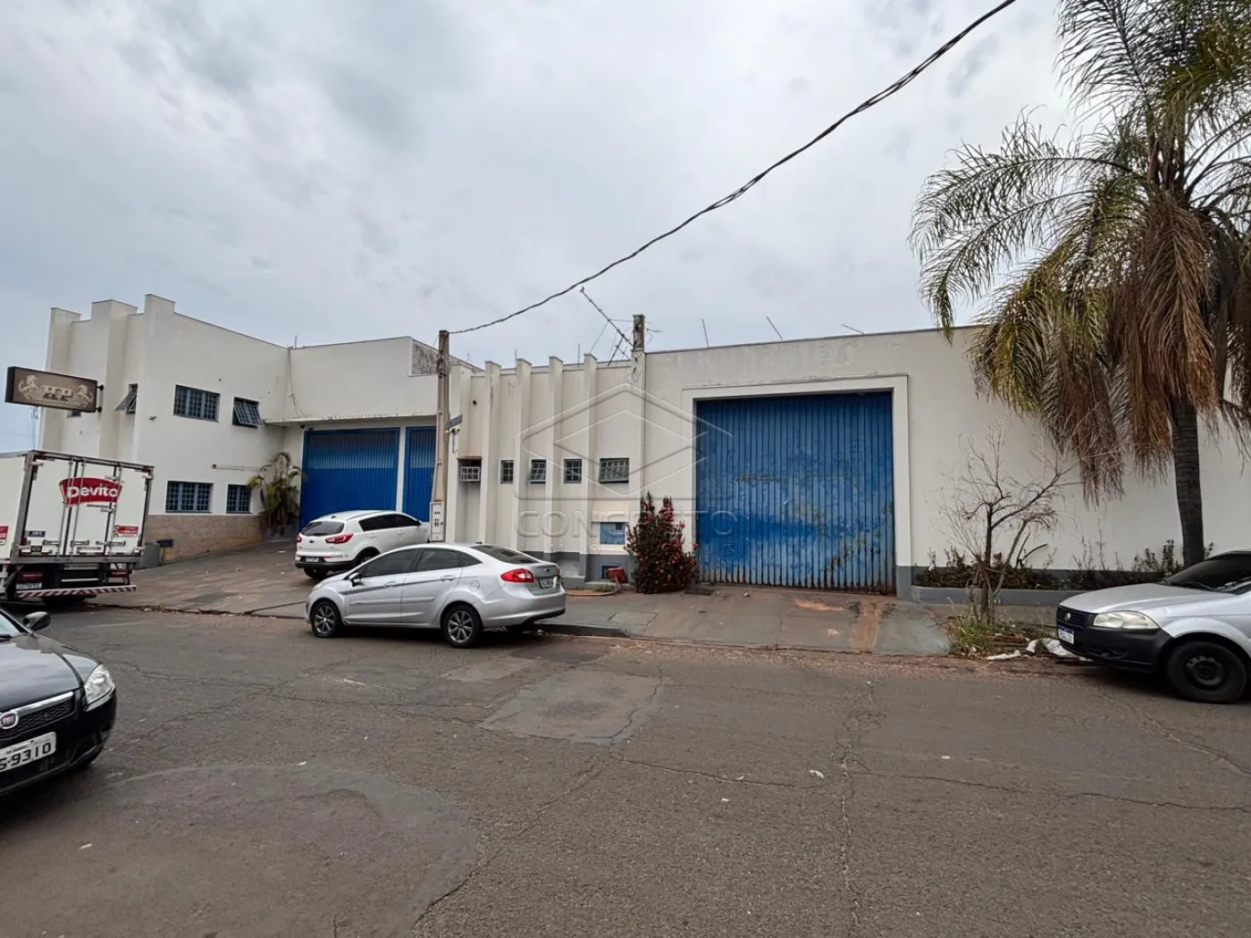 Alugar Comercial / Barracão em Bauru R$ 18.000,00 - Foto 1