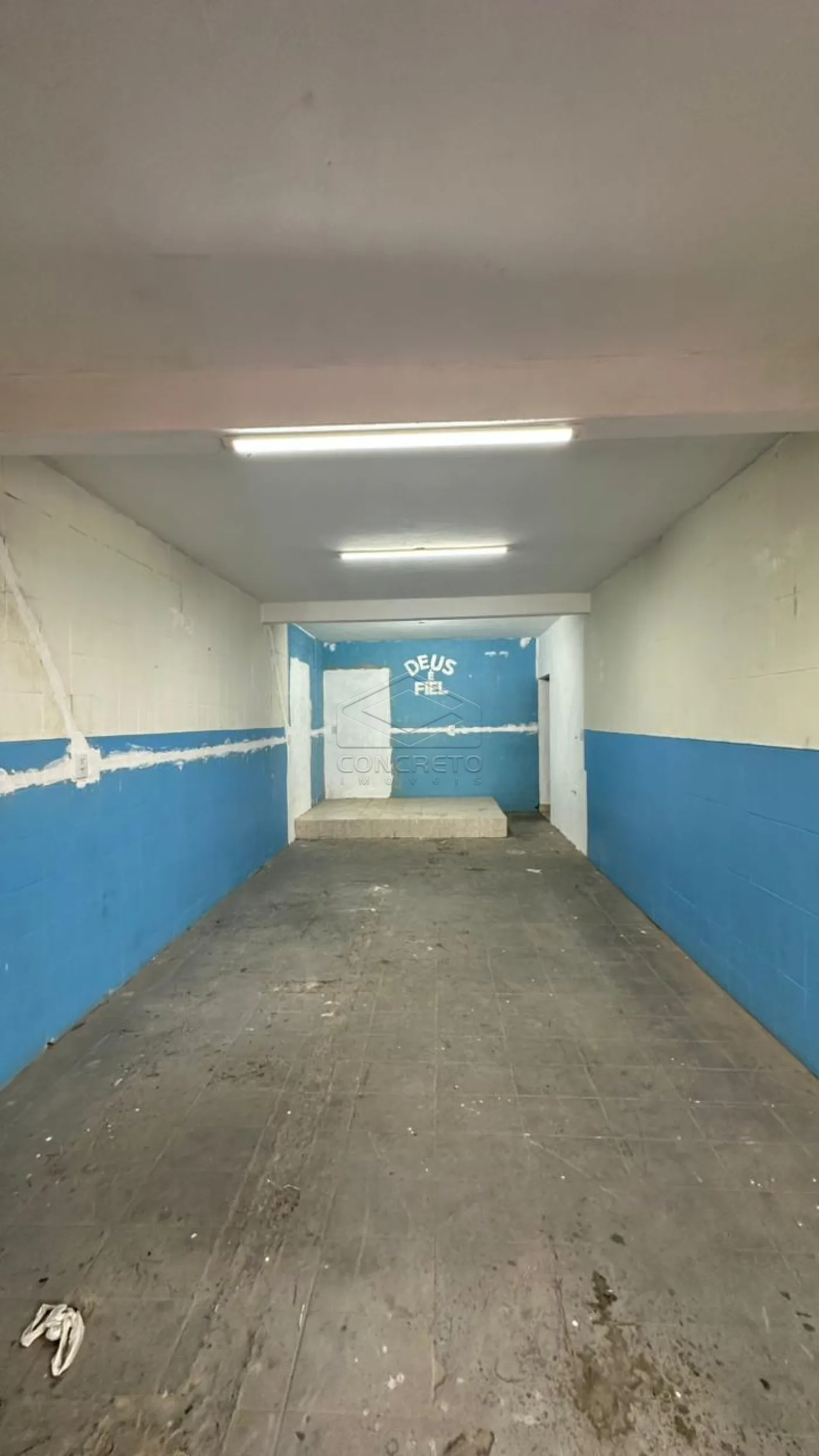 Alugar Comercial / Salão em Bauru R$ 1.100,00 - Foto 1