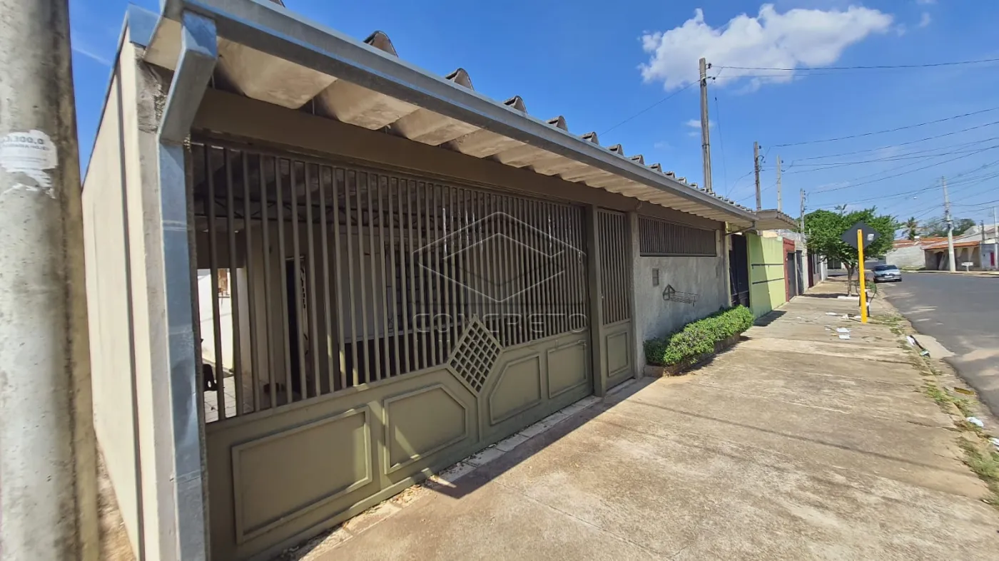 Comprar Casa / Padrão em Bauru R$ 320.000,00 - Foto 1