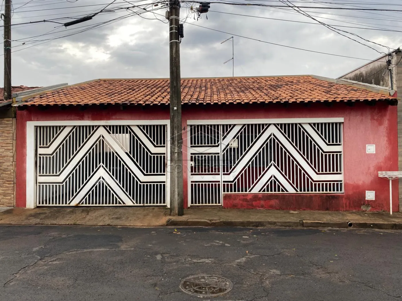 Comprar Casa / Padrão em Bauru R$ 340.000,00 - Foto 1