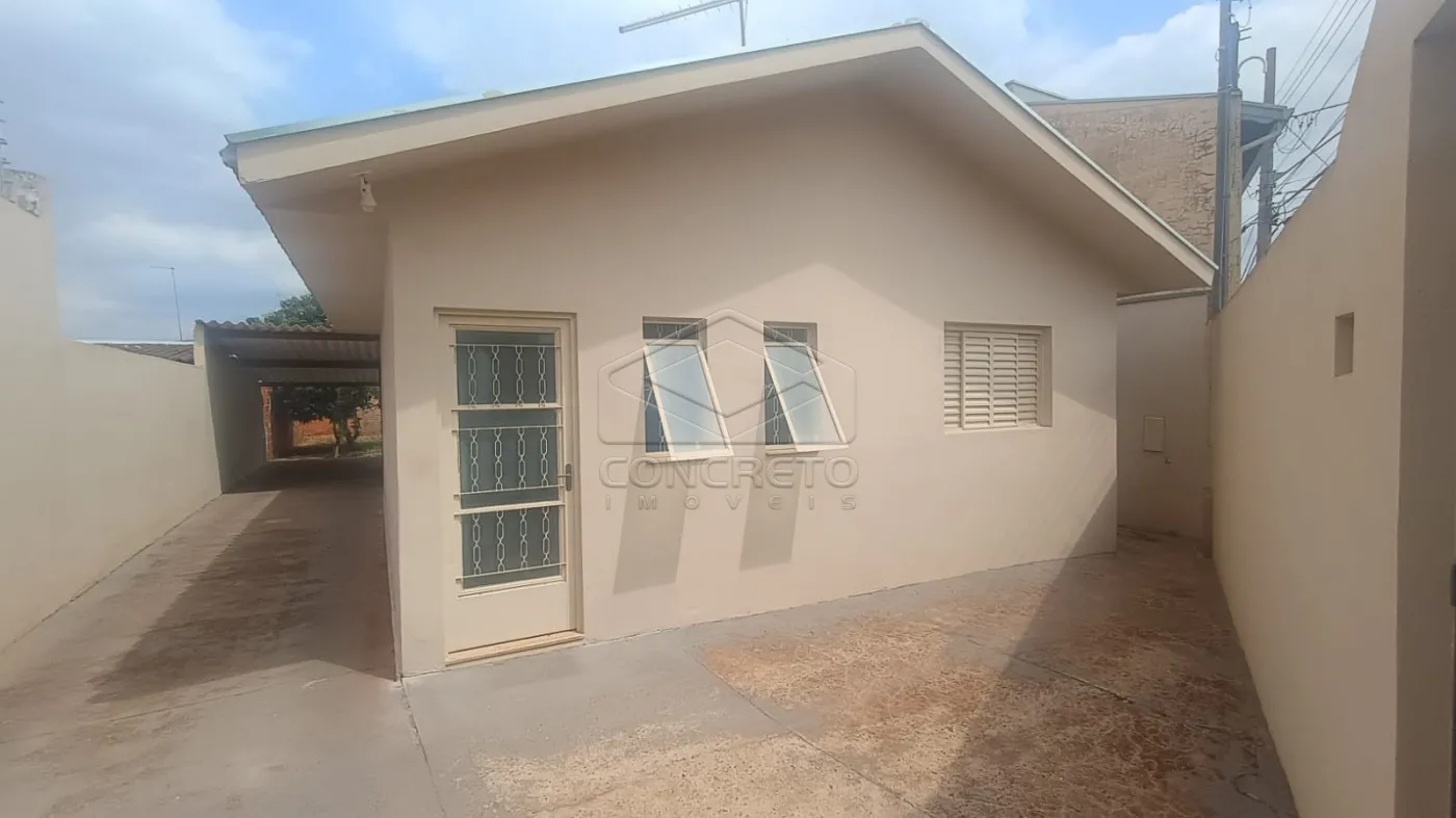 Alugar Casa / Padrão em Lençóis Paulista R$ 1.800,00 - Foto 1