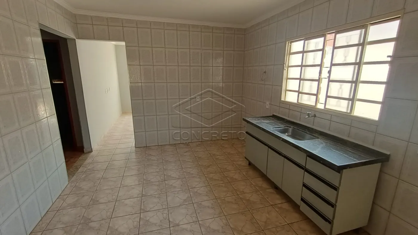 Alugar Casa / Padrão em Lençóis Paulista R$ 1.800,00 - Foto 4