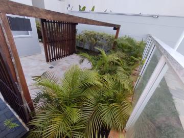 LINDO APARTAMENTO COM 03 SUÍTES E TODO MOBILIADO E DECORADO