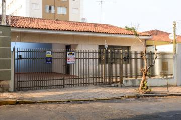 Alugar Casa / Padrão em Bauru. apenas R$ 1.600,00