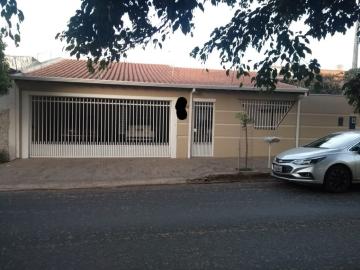 Alugar Casa / Padrão em Bauru. apenas R$ 580.000,00