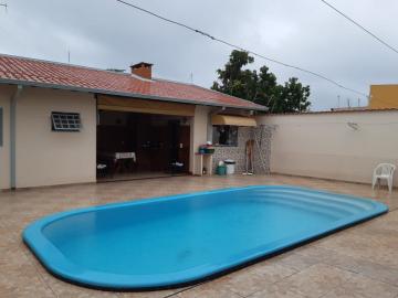 Alugar Casa / Padrão em Macatuba. apenas R$ 720.000,00