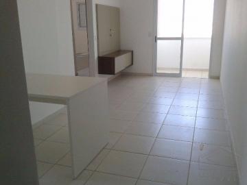 Alugar Apartamento / Padrão em Bauru. apenas R$ 240.000,00