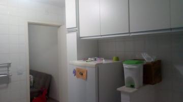Alugar Apartamento / Padrão em Bauru. apenas R$ 145.000,00