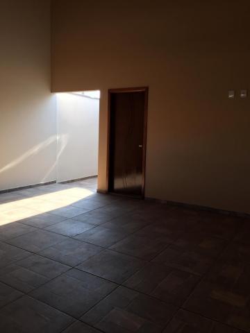 Alugar Casa / Padrão em Bauru. apenas R$ 270.000,00