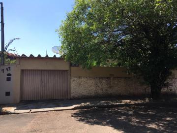 Alugar Casa / Padrão em Bauru. apenas R$ 320.000,00