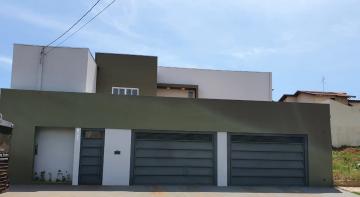 Alugar Casa / Padrão em Bauru. apenas R$ 1.000.000,00