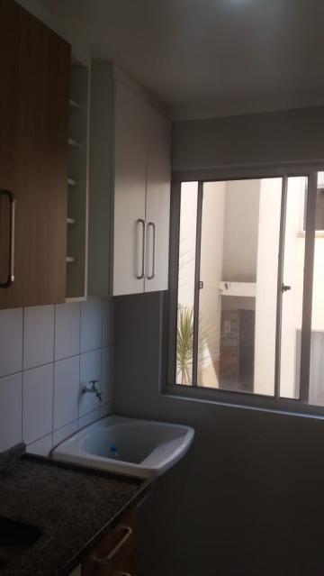 Alugar Apartamento / Padrão em Bauru. apenas R$ 170.000,00