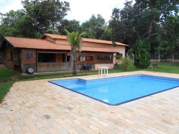 Alugar Casa / Padrão em Bauru. apenas R$ 1.800.000,00