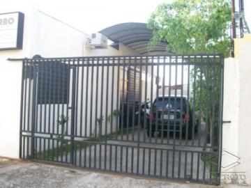 Alugar Casa / Residencia em Bauru. apenas R$ 600.000,00