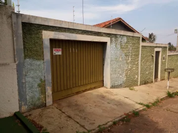 Alugar Casa / Residência em Pirajuí. apenas R$ 350.000,00