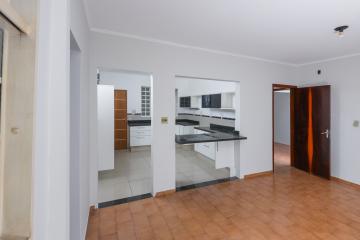 EXCELENTE RESIDENCIA COM 3 DORMITÓRIOS SENDO 1 SUITE