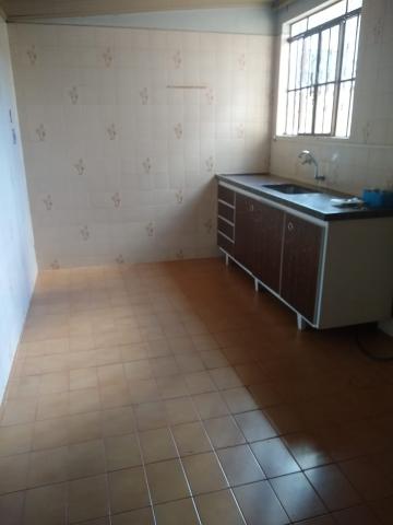 Alugar Casa / Padrão em Lençóis Paulista. apenas R$ 2.000,00