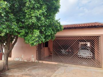 Alugar Casa / Padrão em Bauru. apenas R$ 854,24