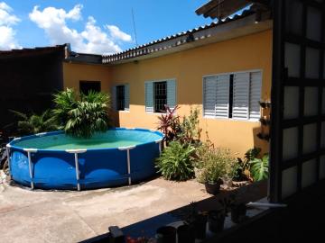 Alugar Casa / Padrão em Bauru. apenas R$ 240.000,00