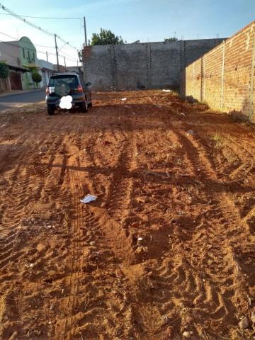 Alugar Terreno / Padrão em Bauru. apenas R$ 120.000,00