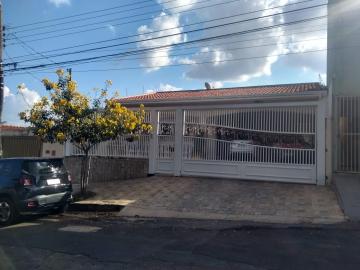 Alugar Casa / Padrão em Bauru. apenas R$ 590.000,00