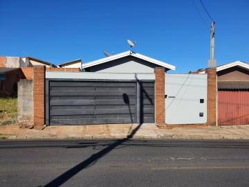 Alugar Casa / Padrão em Bauru. apenas R$ 350.000,00