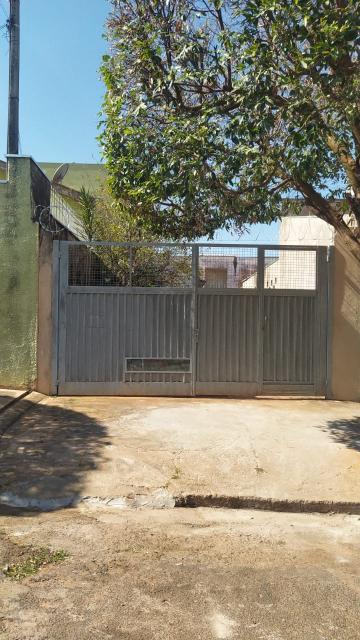 Alugar Casa / Padrão em Bauru. apenas R$ 180.000,00